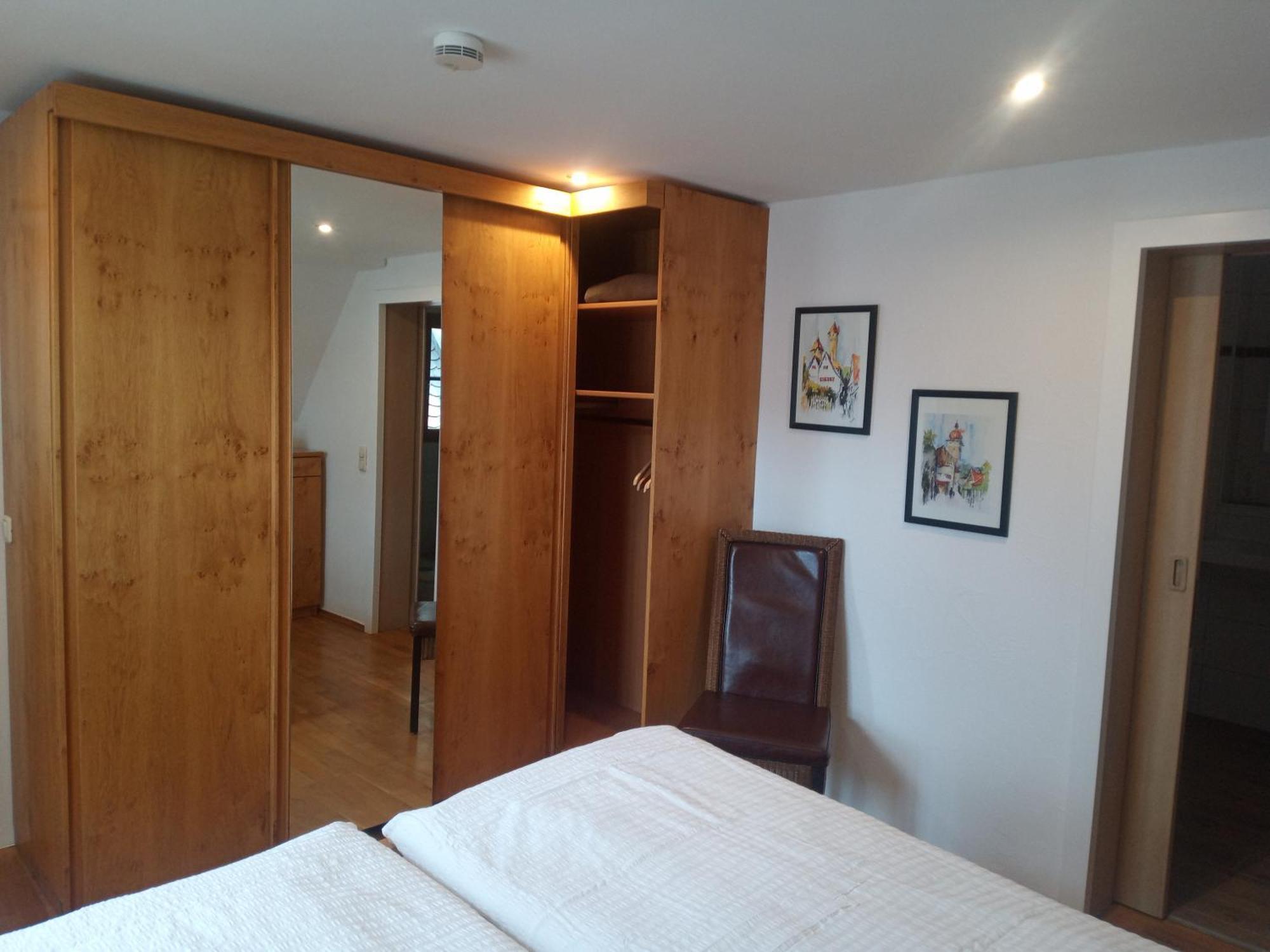 Dinkelsbühl Hotel-Restaurant Goldenes Lamm מראה חיצוני תמונה